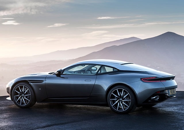 Aston Martin DB11 Aston Martin DB11
