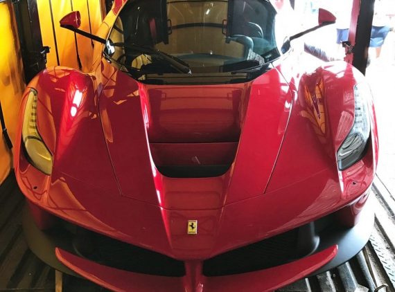 laferrari in transit
