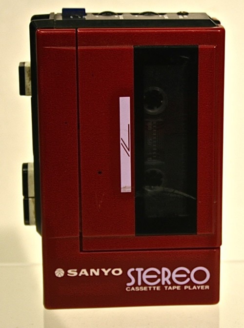 sanyo cassette walkman